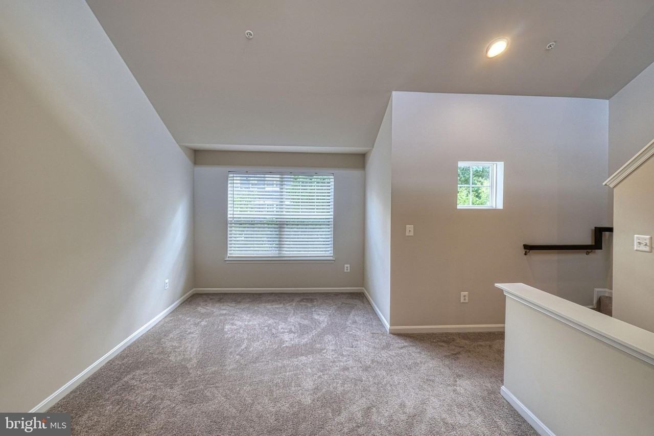 4920 Call Pl Se #D3 - Photo 5 of 32