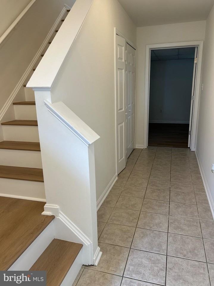 65 Highland Cir - Photo 3 of 36