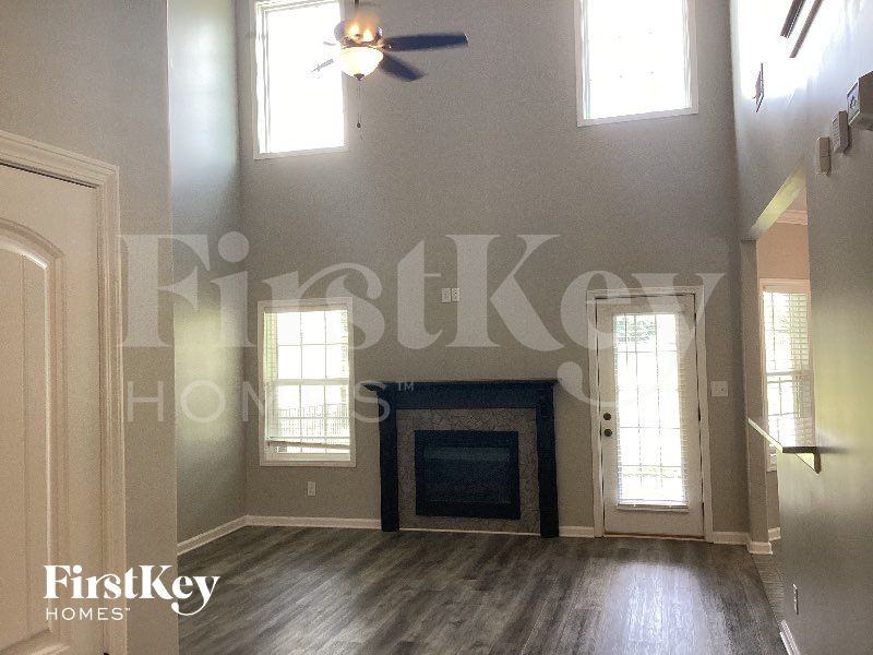 217 Cooper River Way - Photo 2 of 11