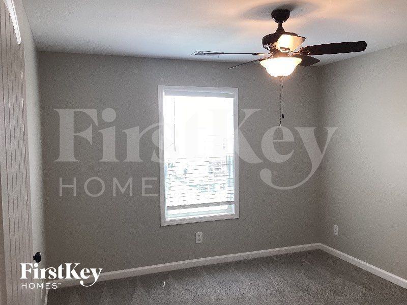 217 Cooper River Way - Photo 7 of 11