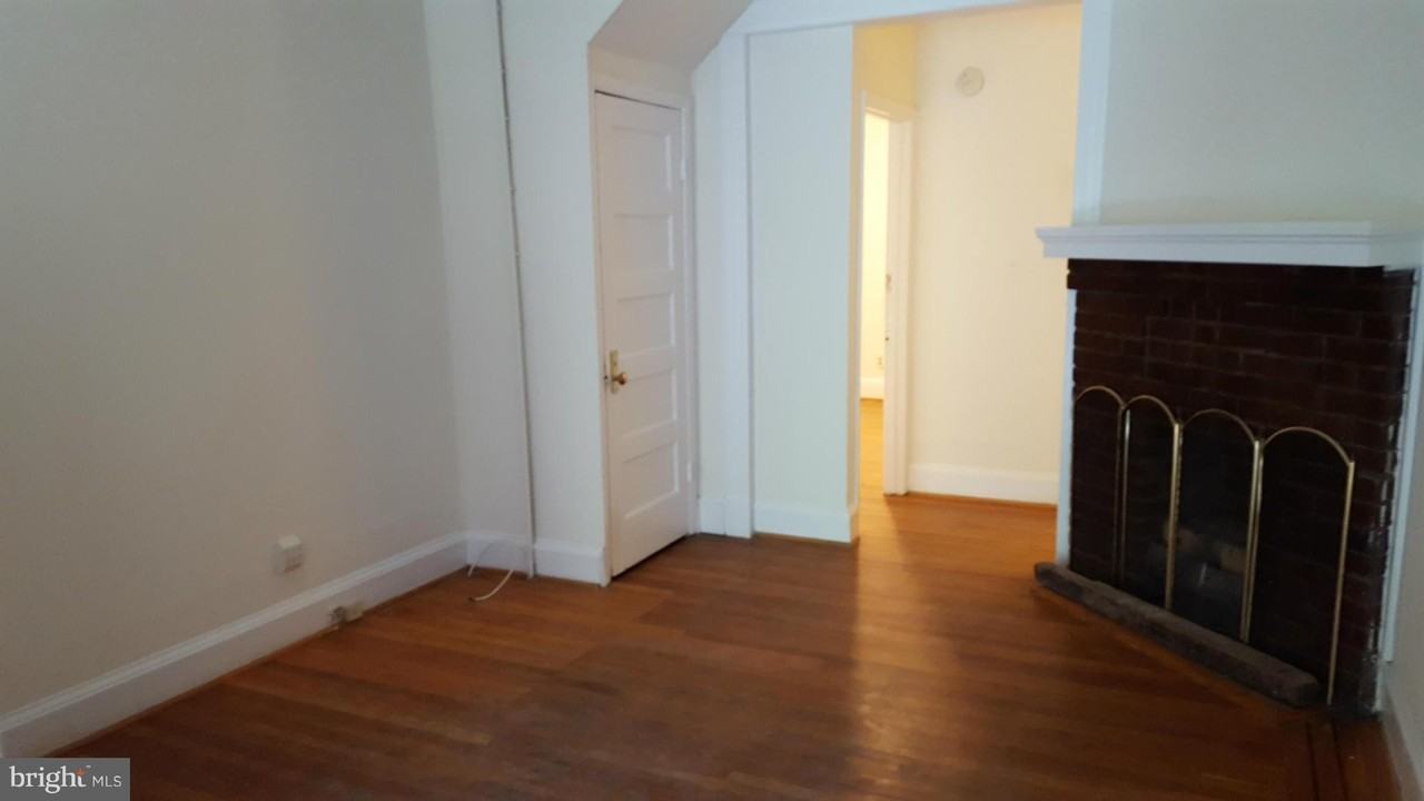 303 E 33rd St #1stFL - Photo 3 of 16