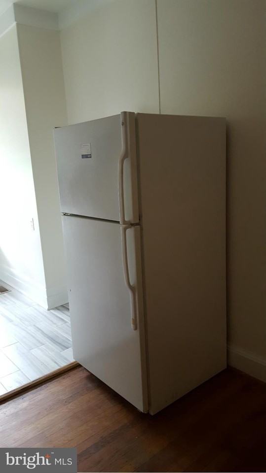 303 E 33rd St #1stFL - Photo 6 of 16