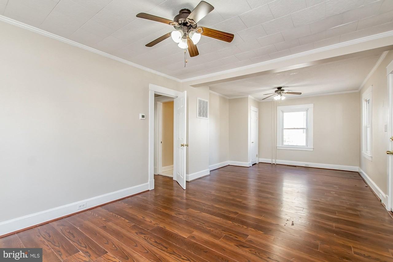 67 Burke Ave - Photo 5 of 39