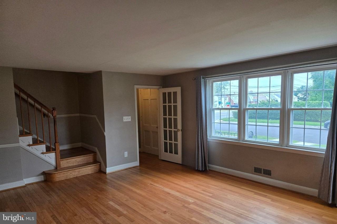 8624 Drumwood Rd - Photo 5 of 40
