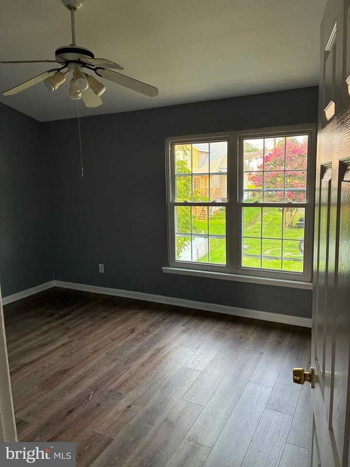 746 Villager Cir - Photo 5 of 25