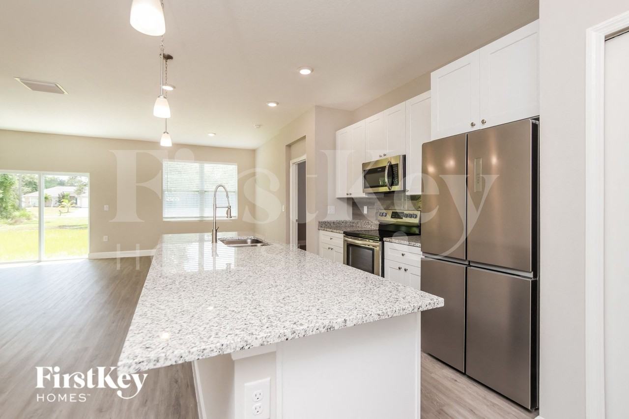 756 Lavender St Se - Photo 6 of 16