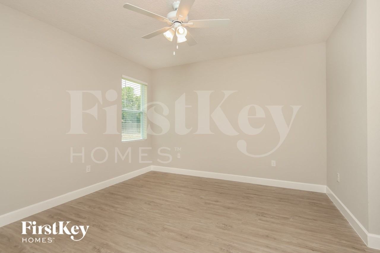 756 Lavender St Se - Photo 7 of 16