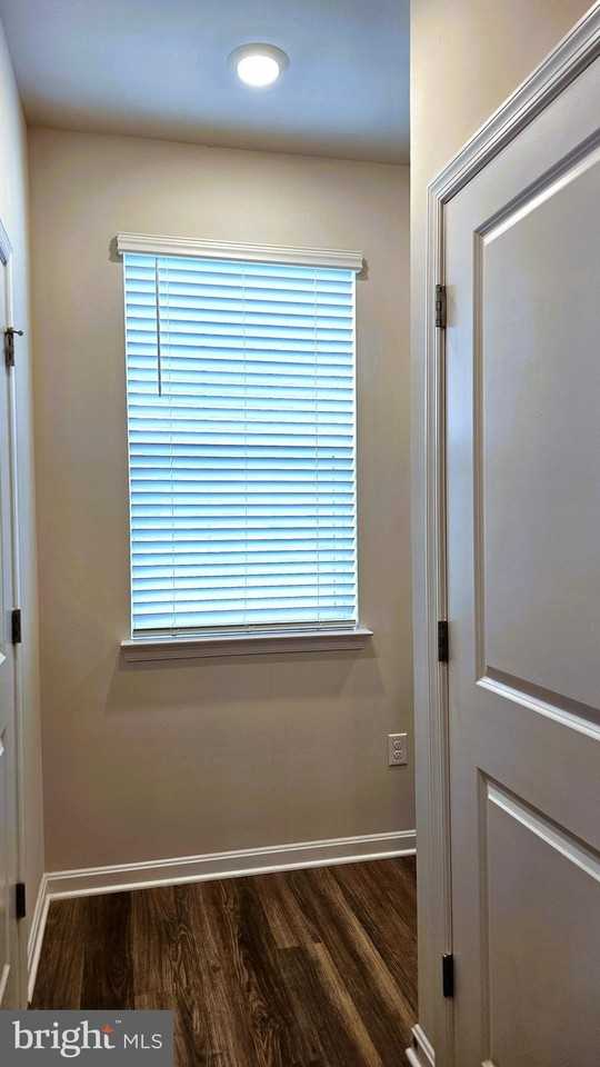 717 Pickerel Pl - Photo 6 of 25