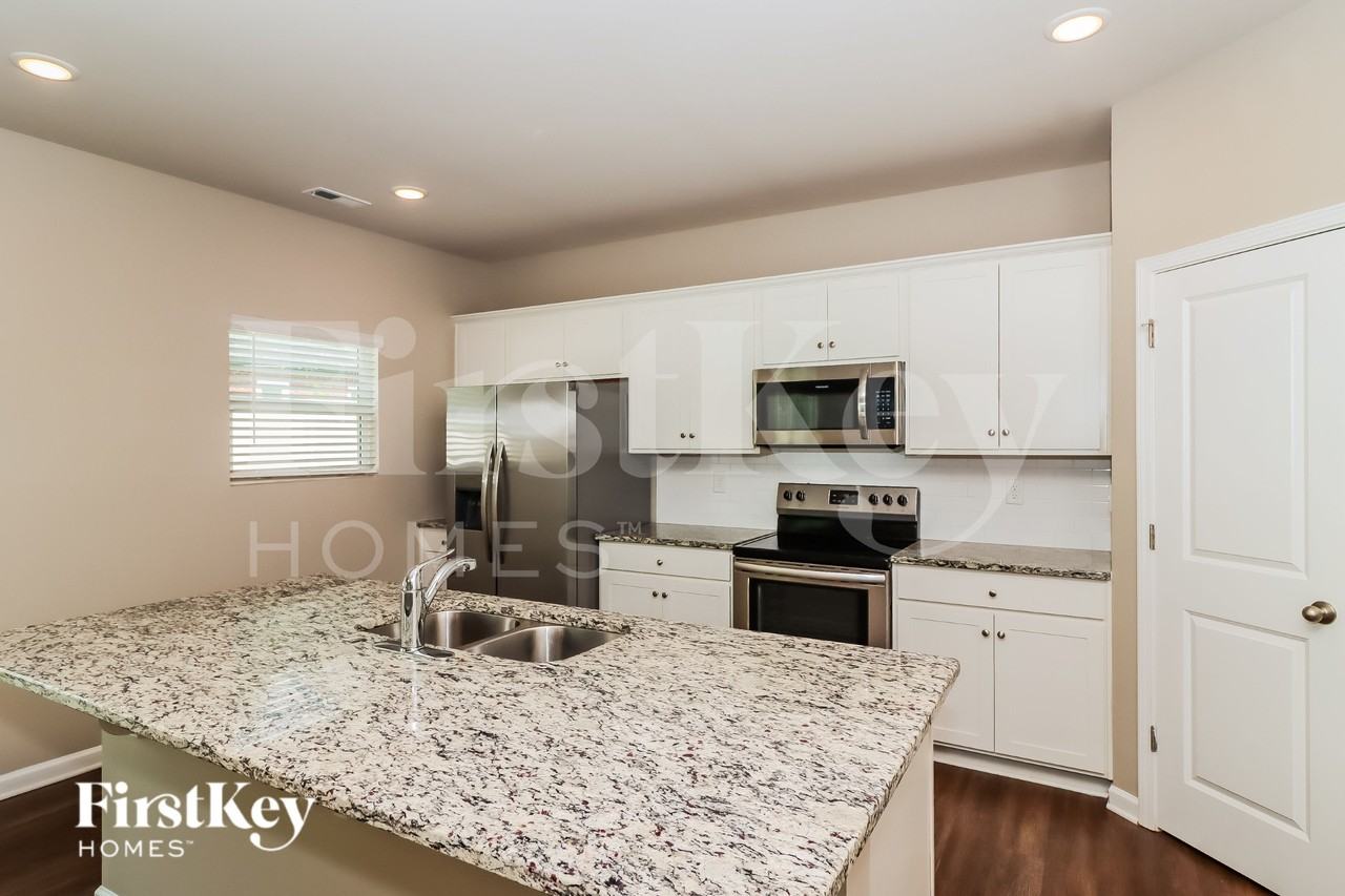5212 Cobblestone Glen Dr - Photo 7 of 16