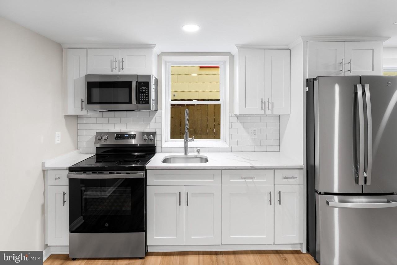 761 Silver Spring Ave - Photo 5 of 14