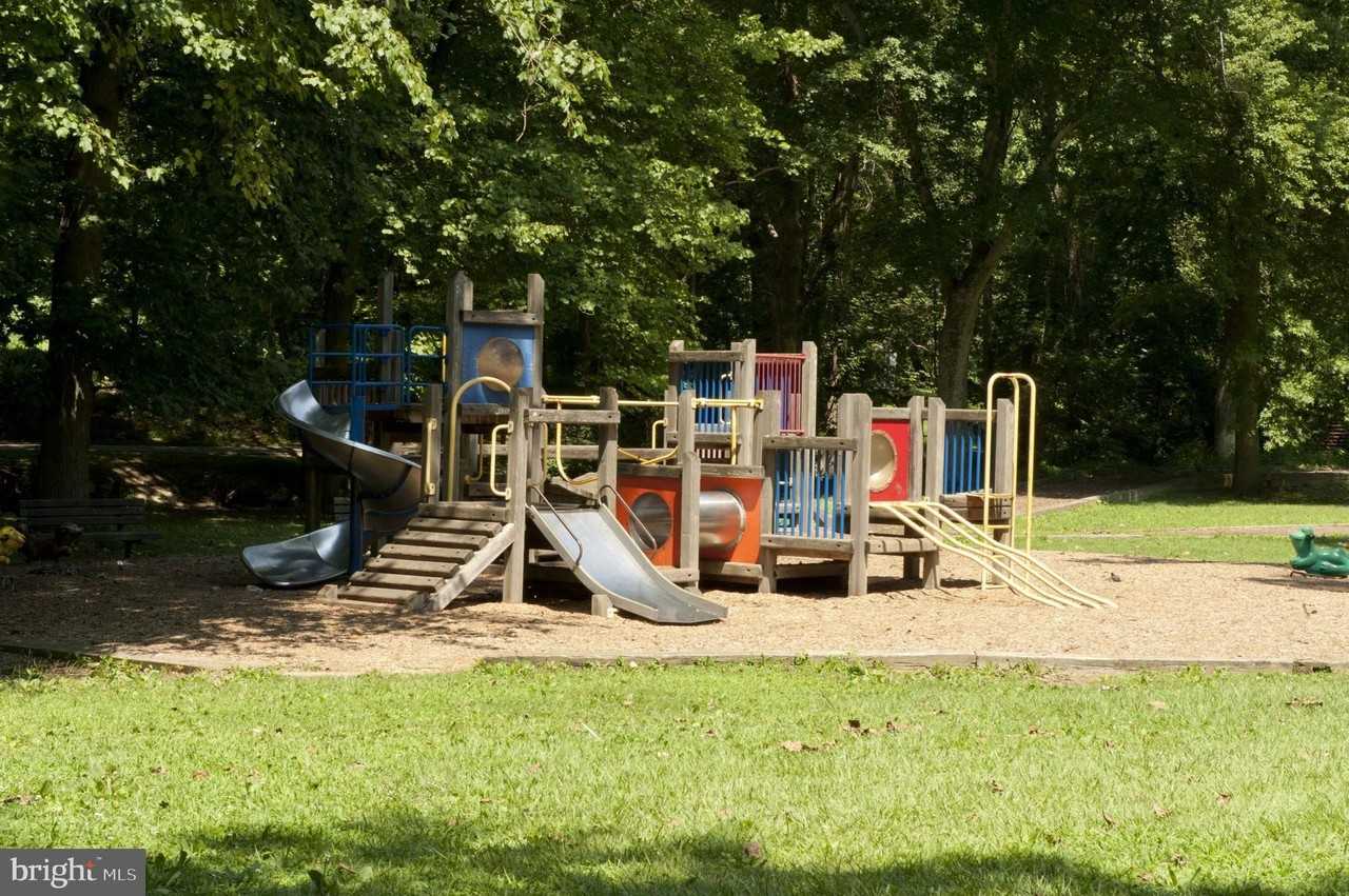702 Chaney Dr #202 - Photo 3 of 11