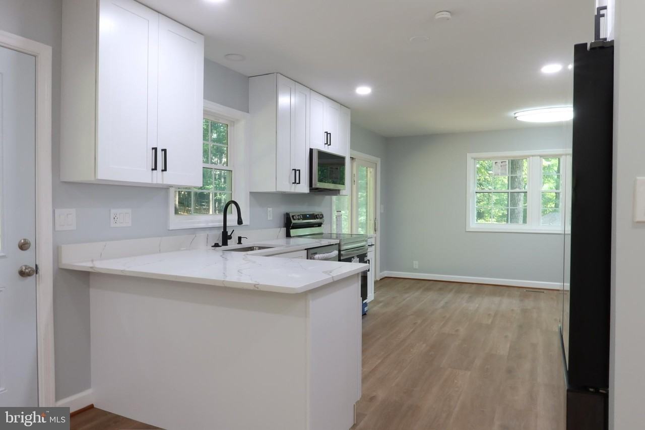 14301 Northwyn Dr - Photo 6 of 27