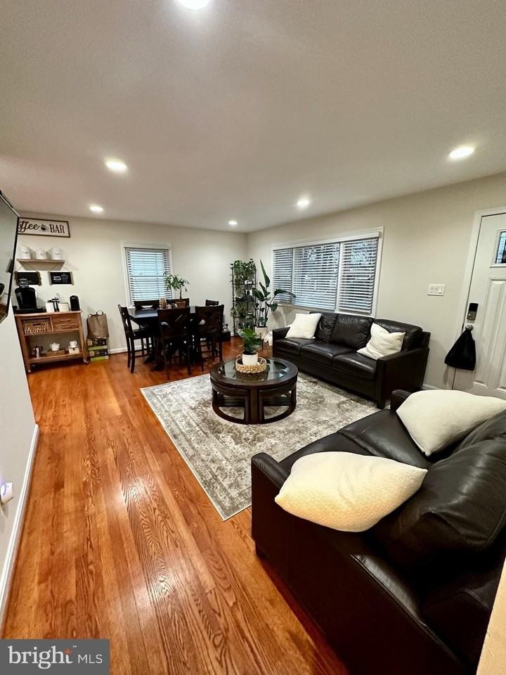 9610 50th Pl - Photo 5 of 14