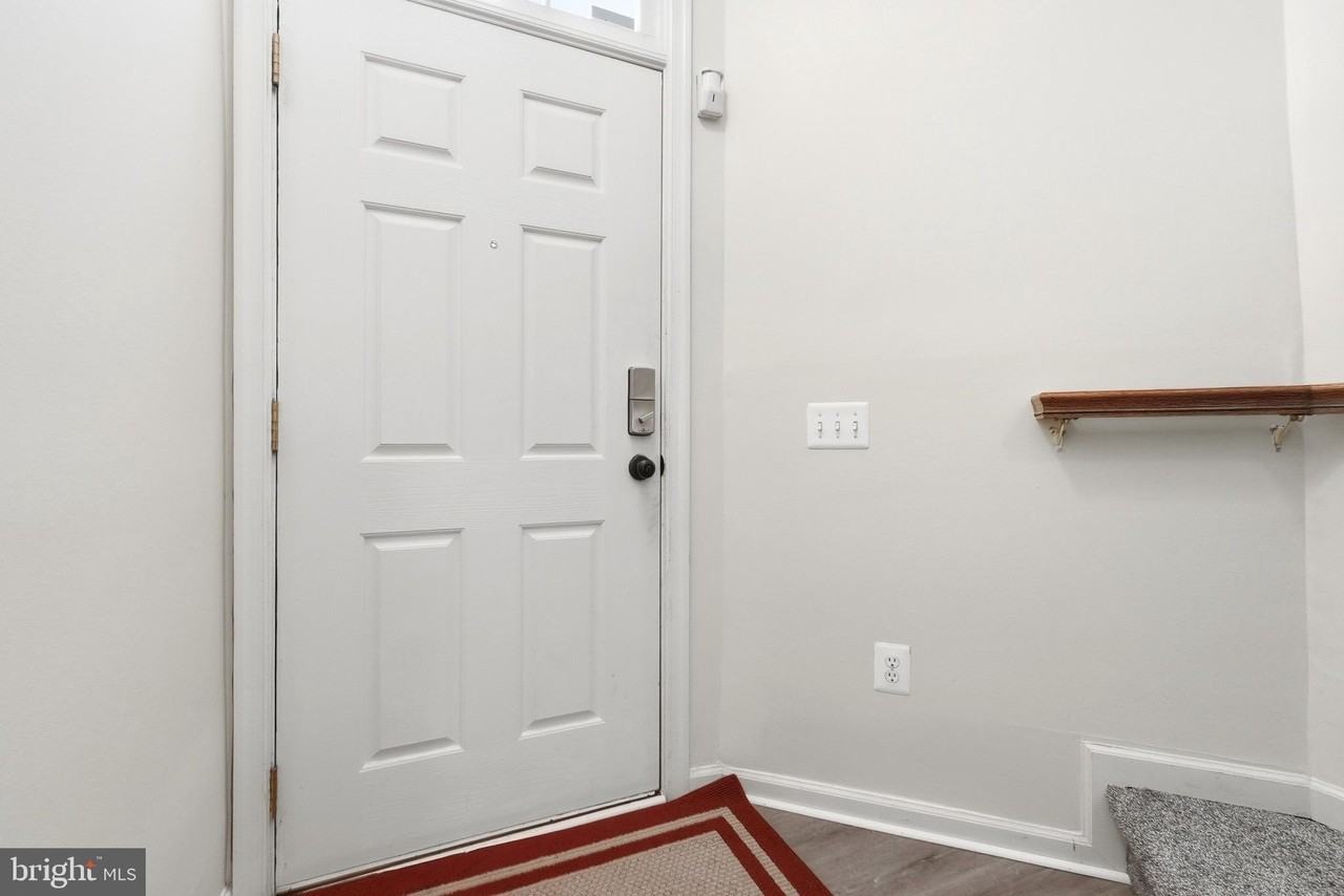 941 Pine Forest Ln #1910 - Photo 5 of 31