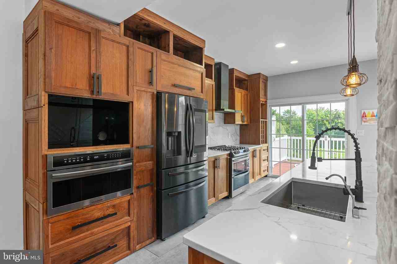 2475 N Whittmore St - Photo 6 of 40
