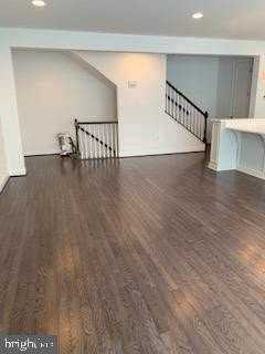 806 Mayer Pl - Photo 3 of 11