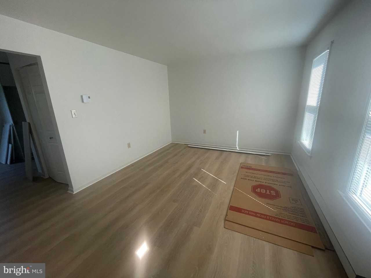 209 Cross Keys Dr - Photo 3 of 15