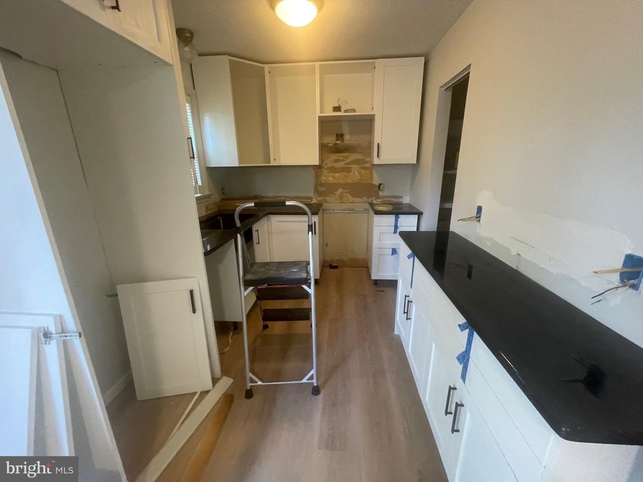 209 Cross Keys Dr - Photo 4 of 15