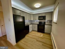 137 W 5th Ave #C24 - Photo 1 of 1