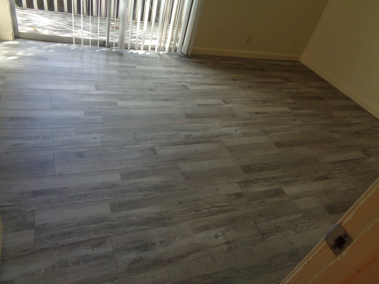 958 S Barrett Rd #4 - Photo 7 of 10