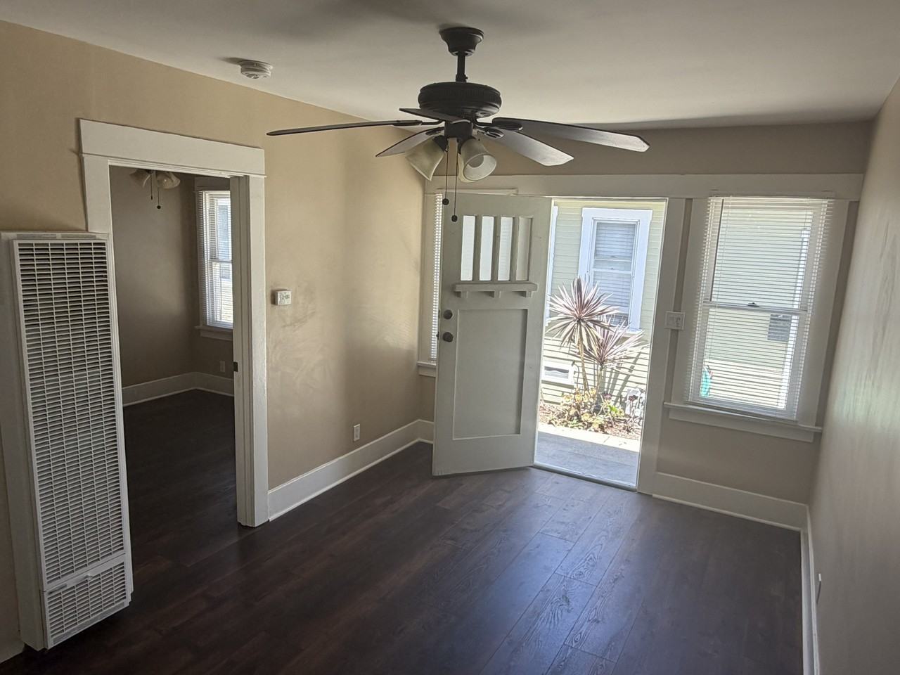 814 Main St #5 - Photo 4 of 10