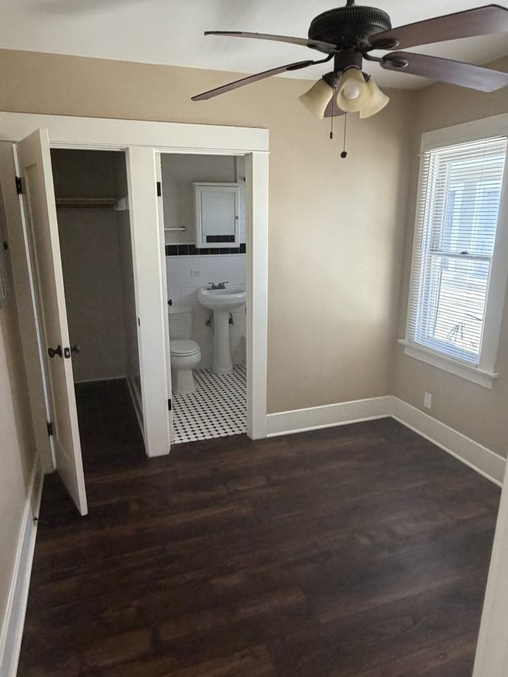 814 Main St #5 - Photo 6 of 10