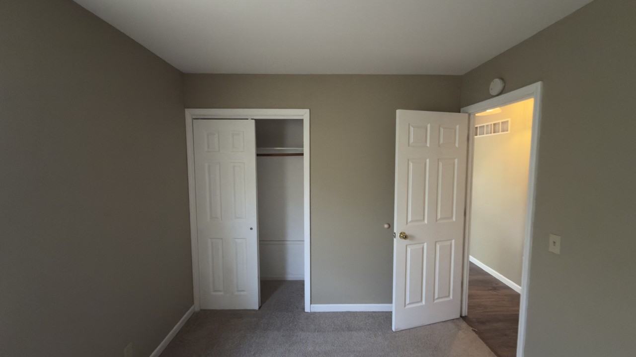 40 S Hillview Dr #1 - Photo 6 of 14