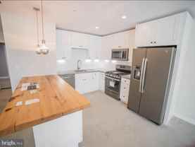 1331 N Randolph St #9 - Photo 1 of 1