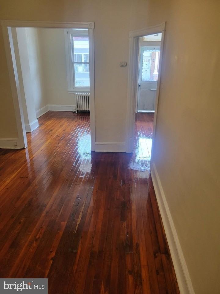 5322 Lesher St - Photo 7 of 8