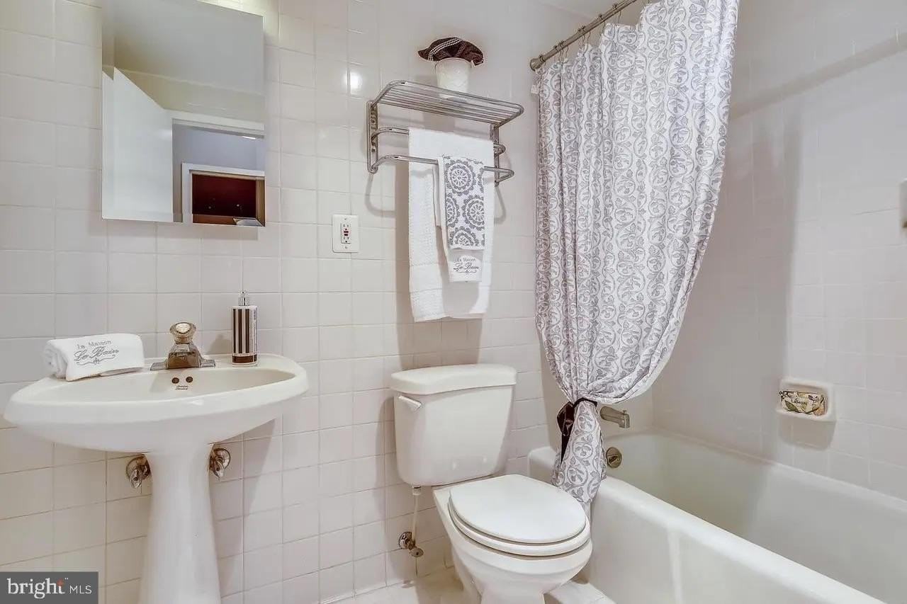 4141 N Henderson Rd #322 - Photo 7 of 50