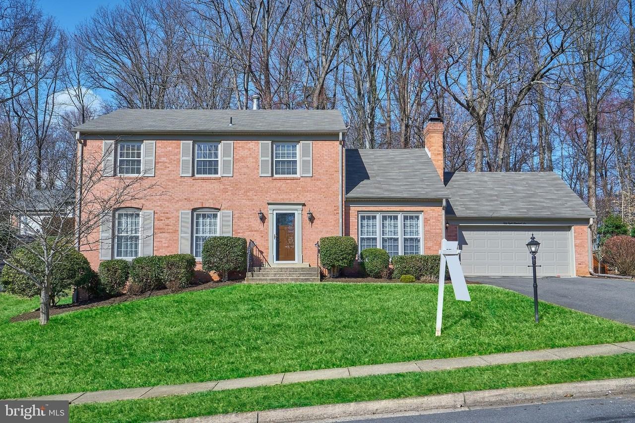 5806 Bent Twig Rd - Photo 2 of 37