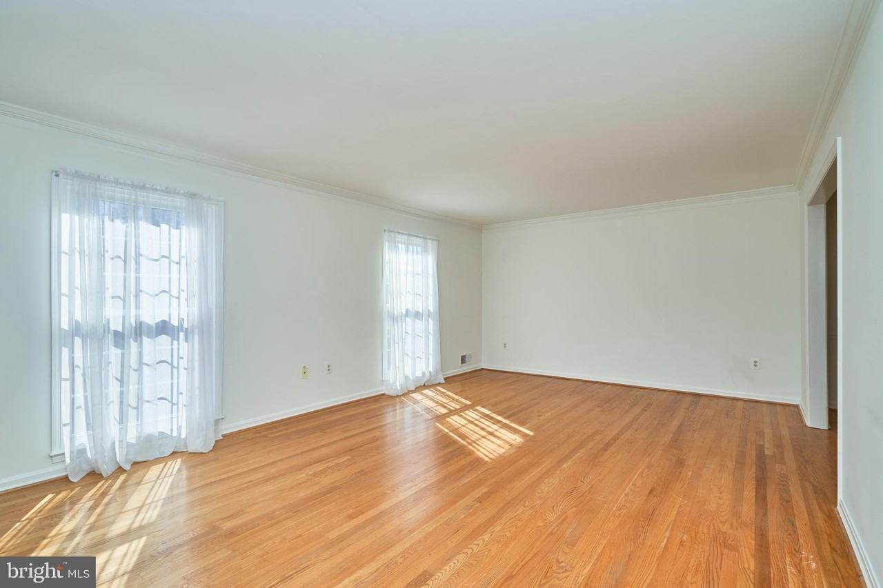 5806 Bent Twig Rd - Photo 4 of 37