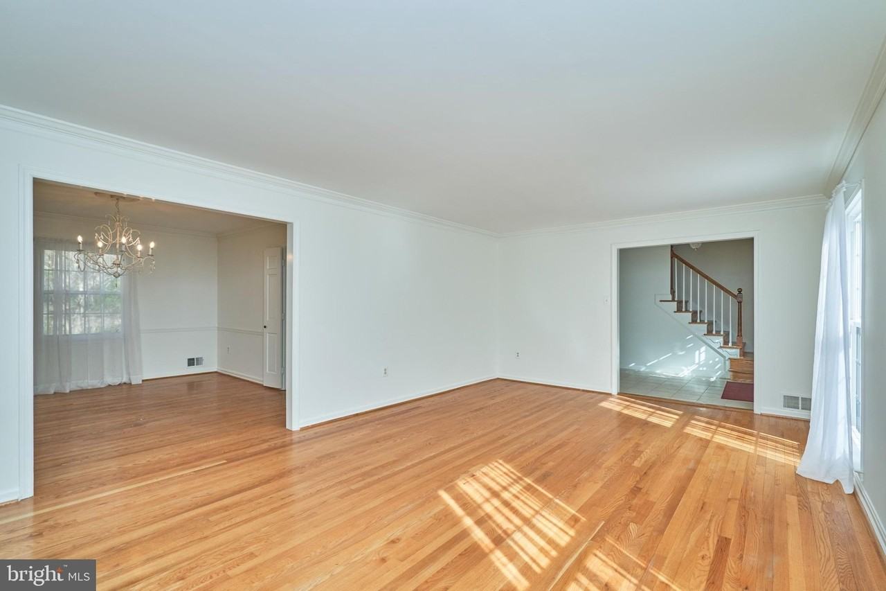 5806 Bent Twig Rd - Photo 6 of 37