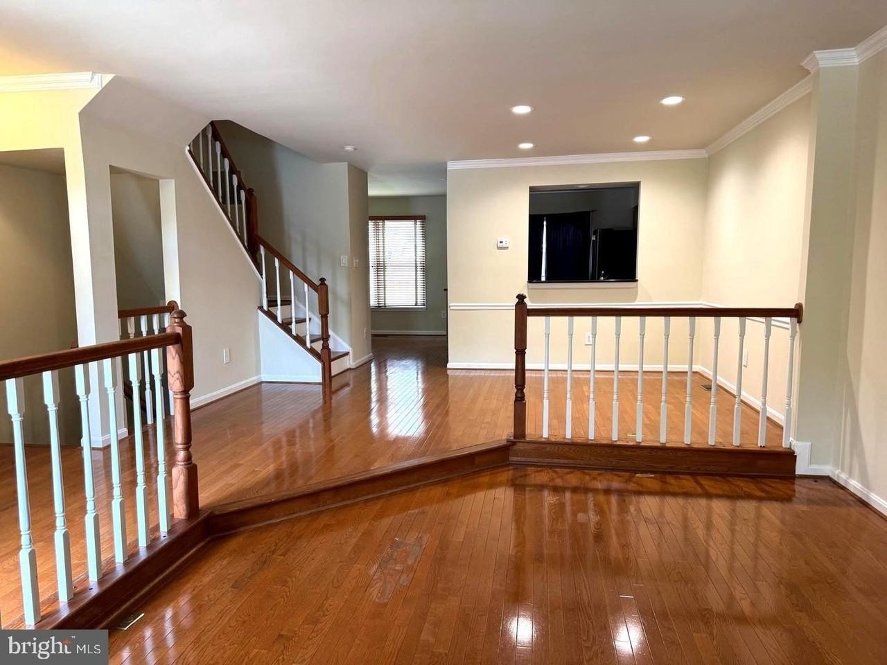 5316 Ridley Ct - Photo 3 of 31