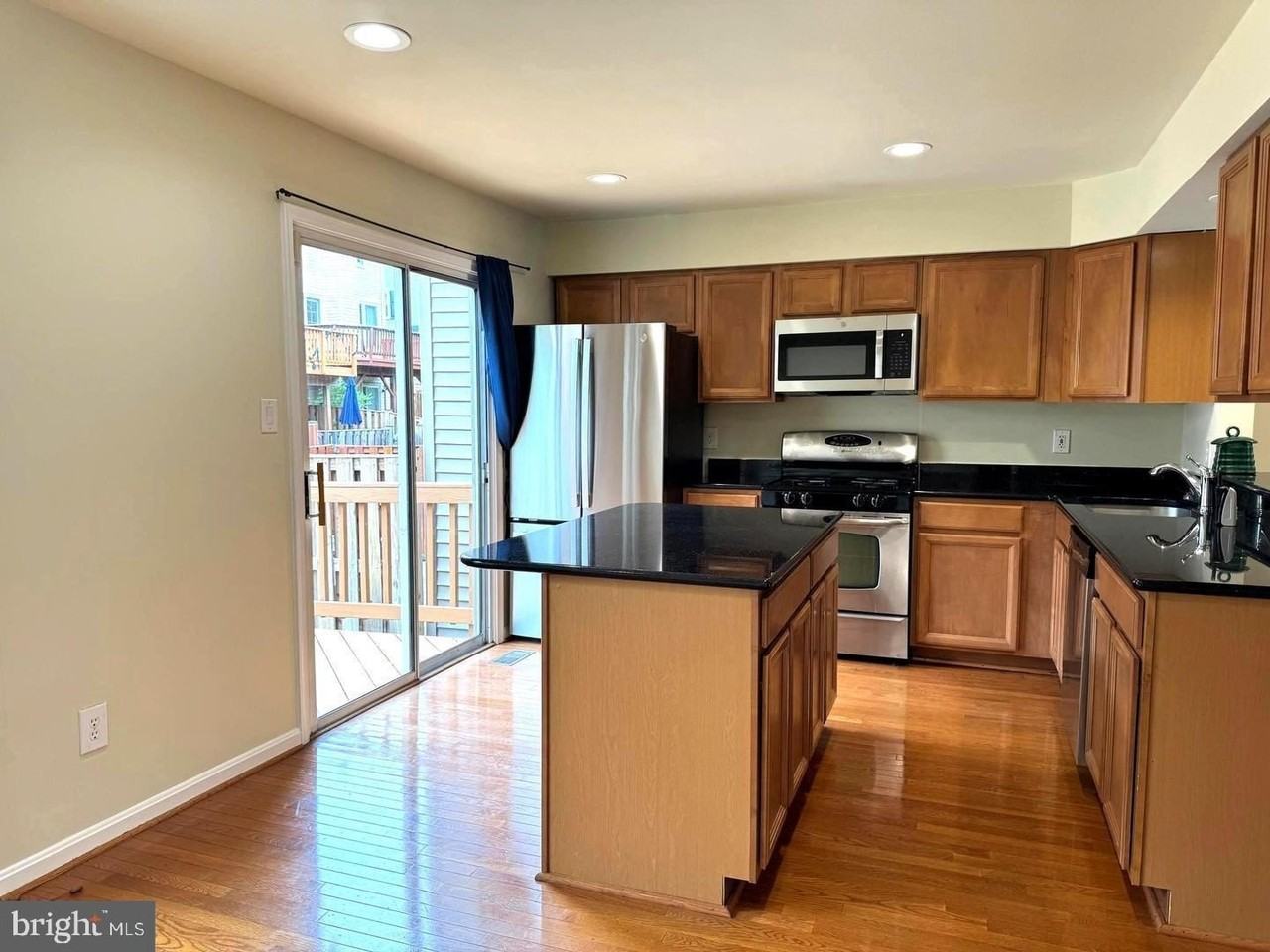 5316 Ridley Ct - Photo 6 of 31