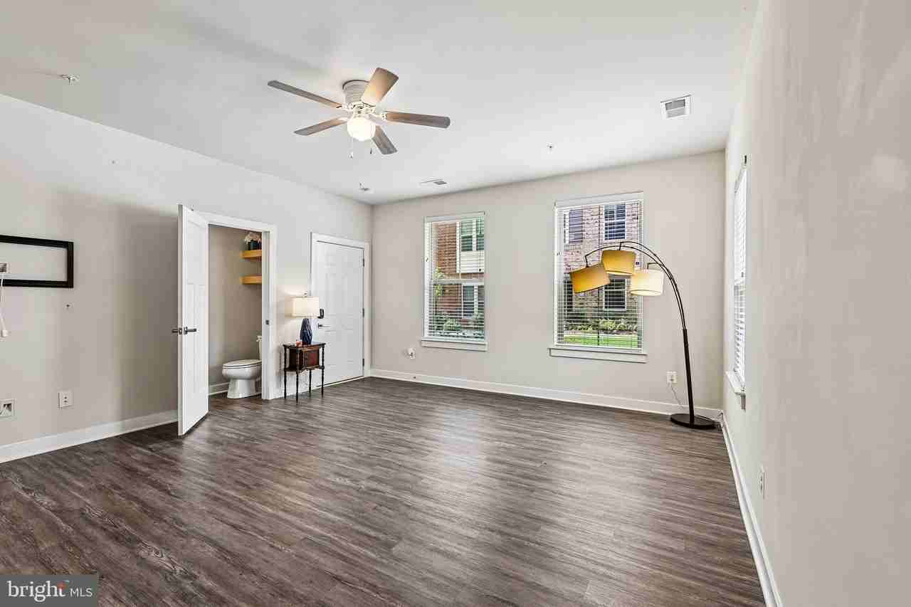24745 Monk Meadows Ter - Photo 7 of 37