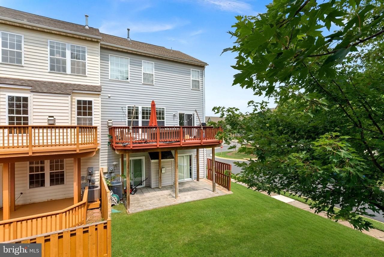 43801 Maison Blanc Sq - Photo 7 of 46