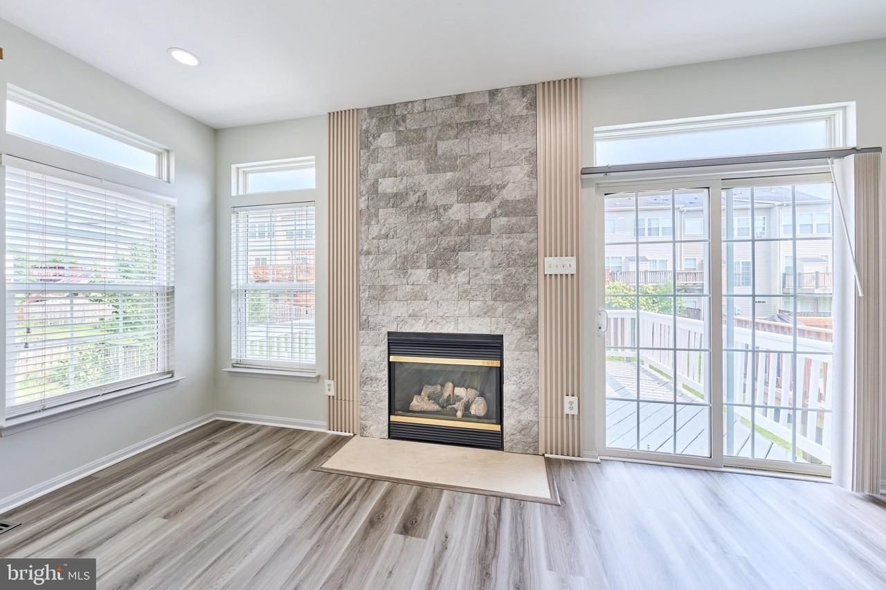 13070 Shenvale Cir - Photo 6 of 48