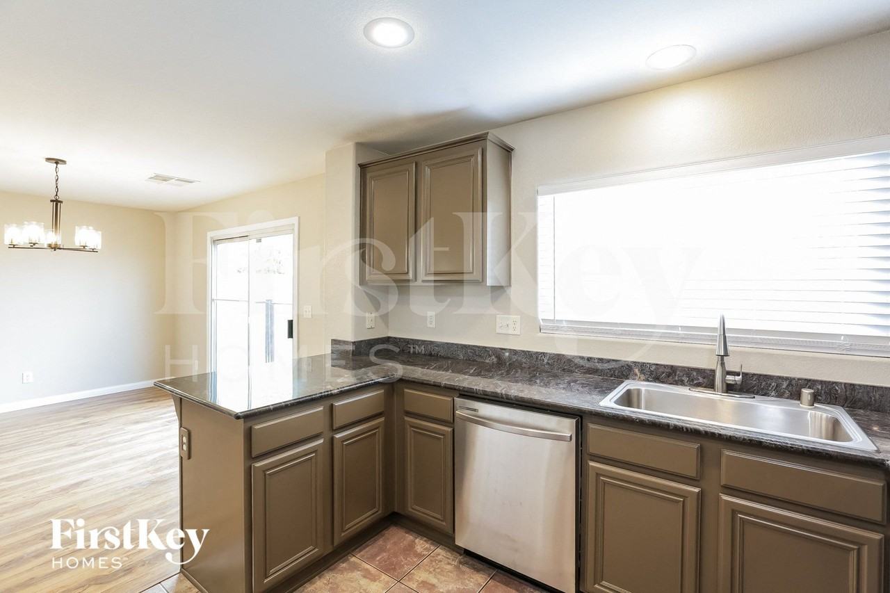 6380 Cactus Dahlia St - Photo 6 of 15