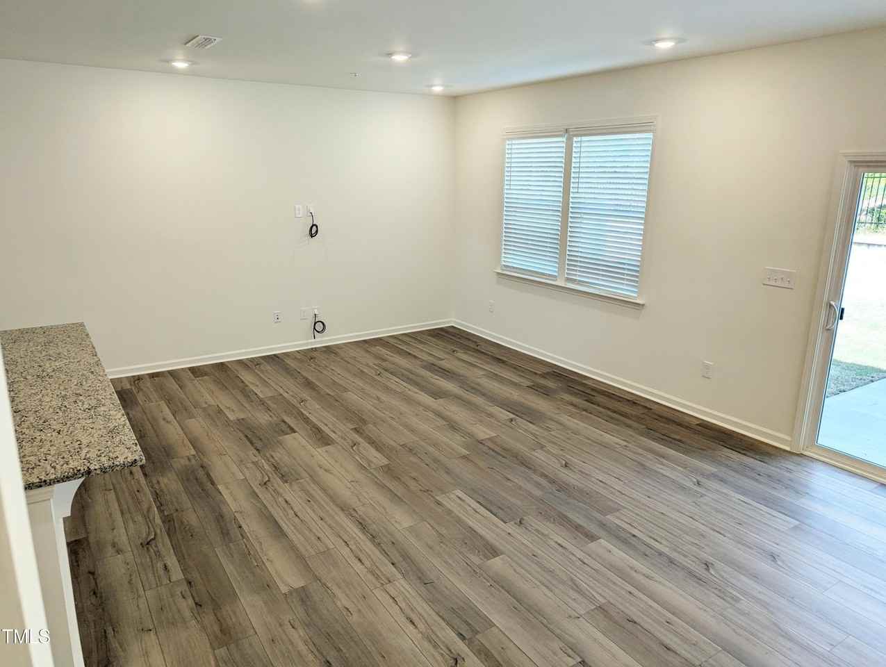 173 Cabernet Dr - Photo 6 of 16
