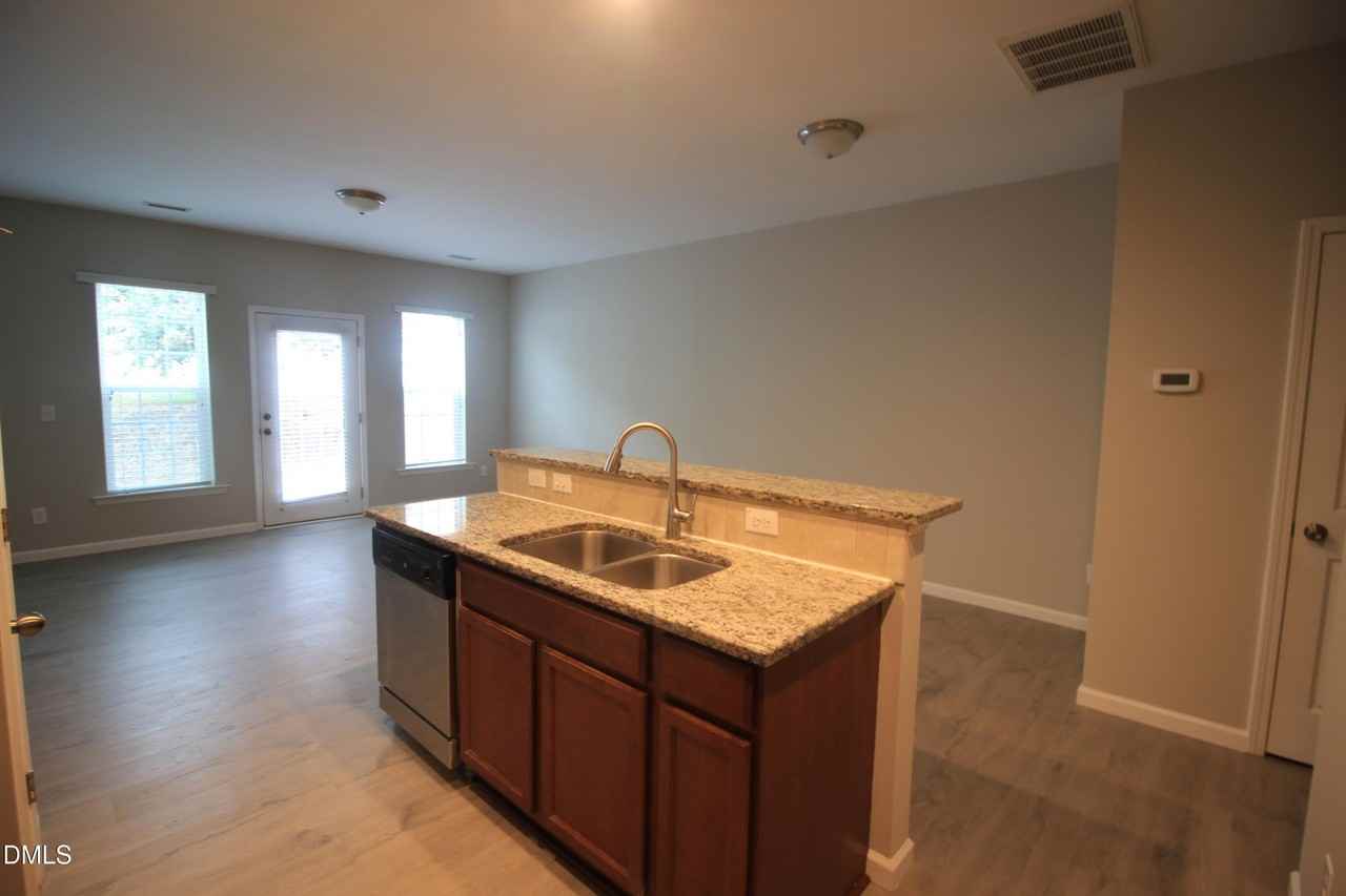 405 Stone Flower Ln - Photo 5 of 19