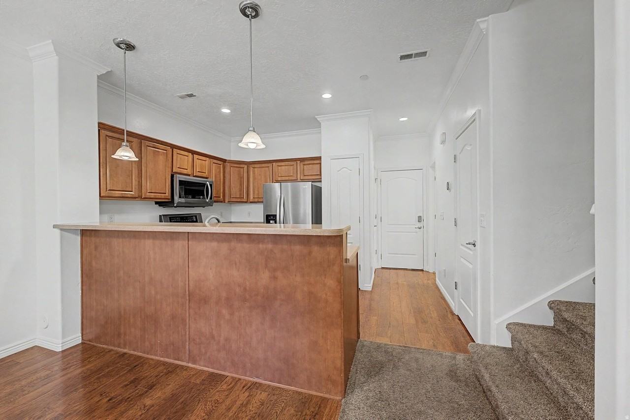 1474 W 10 S - Photo 7 of 26