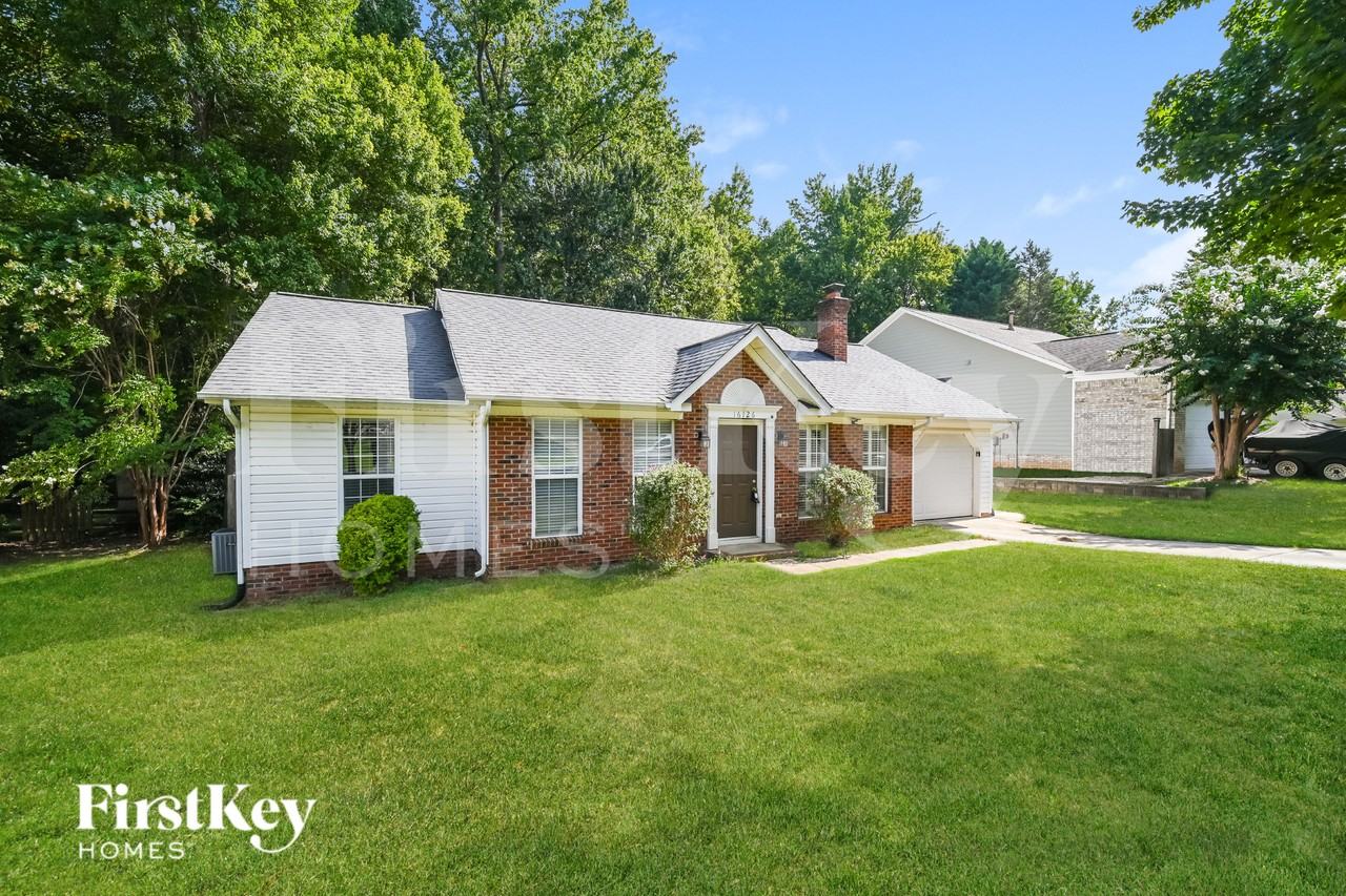 16126 Amber Field Dr - Photo 2 of 19