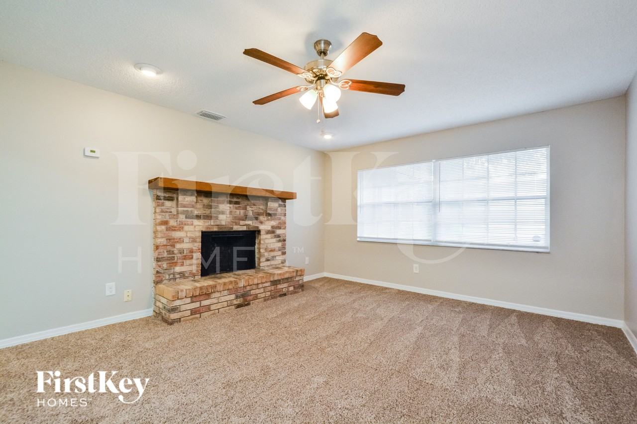 848 Benchwood Ct - Photo 3 of 16