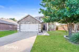 featured image of 716 Wrigley Dr