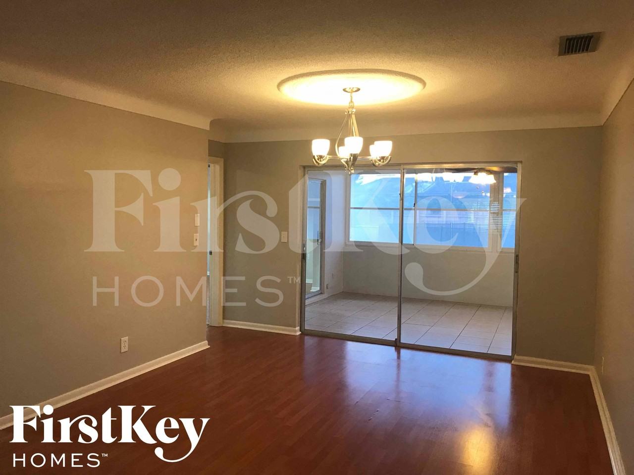 4251 Sw 20th St - Photo 5 of 29