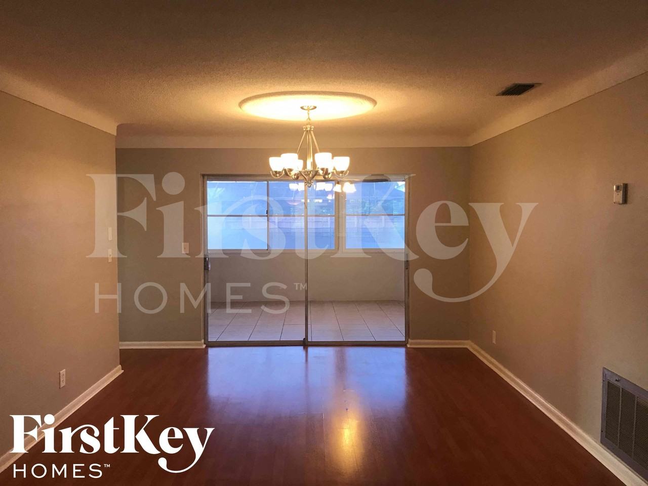 4251 Sw 20th St - Photo 6 of 29
