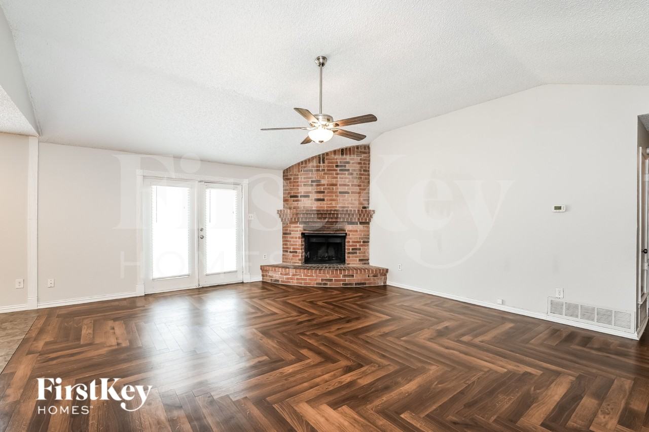 4121 Gentle Springs Dr - Photo 2 of 16