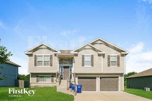 22004 Crystal Ave - Photo 1 of 1