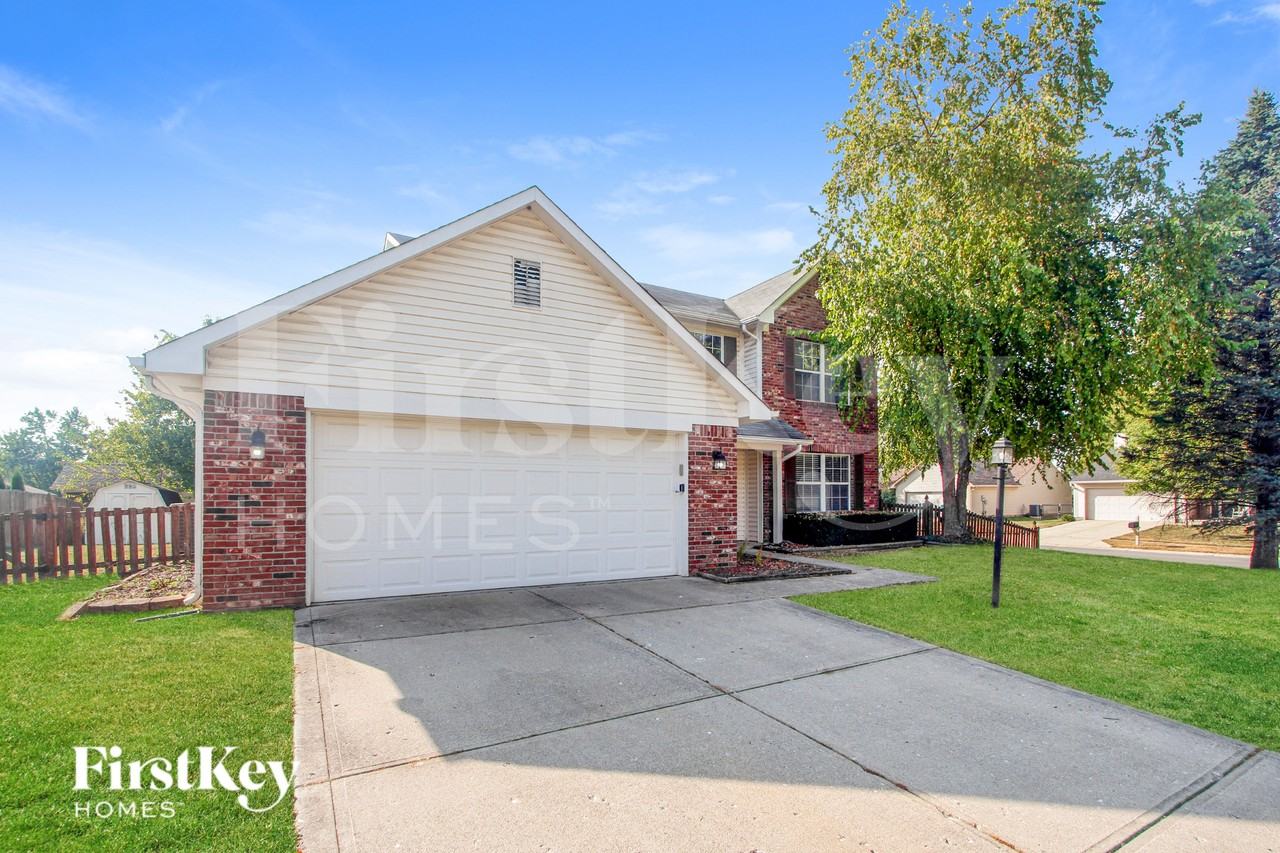 1580 Winding Creek Trl - Photo 2 of 16